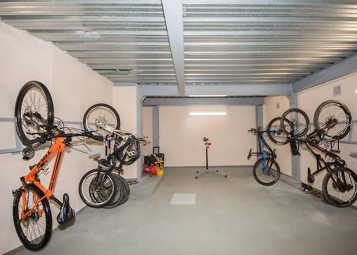 Bike & Family Derby فندق 3*