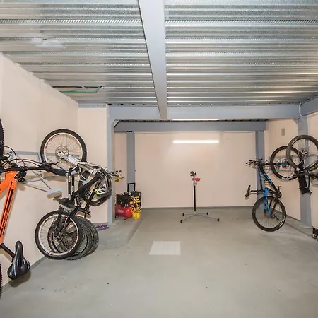 Bike & Family Derby Hotel 3*